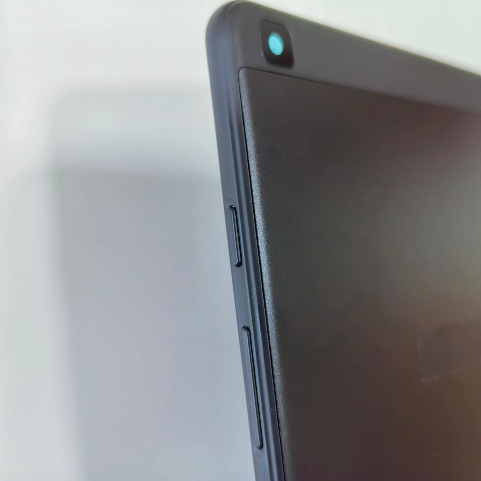 غطاء خلفي لجهاز سامسونج جالاكس - مراجعة Samsung Tablet With Accessories وسعره